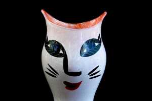 Ulrica Hydman Vallien (1938-2018) for Kosta Boda 'Open Minds' hand-painted glass vase - 2