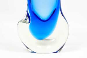 1970's blue submerged glass vase - 2