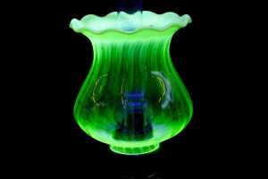 Antique Gaudard French uranium glass kerosene lamp - 2