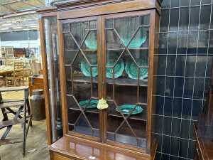 Georgian mahogany display cabinet - 2