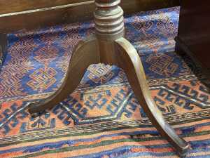Antique mahogany occasional table - 3