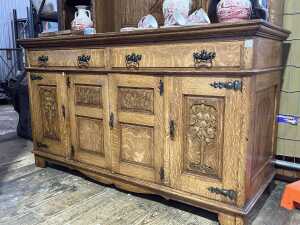 Antique English Arts and Crafts oak sideboard - 2