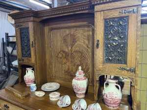 Antique English Arts and Crafts oak sideboard - 3
