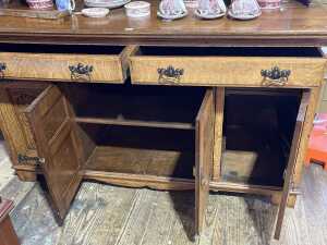 Antique English Arts and Crafts oak sideboard - 4