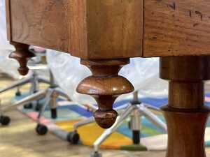 19th century walnut occasional table - 5