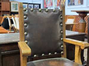 Antique Arts and Crafts oak armchair - 2
