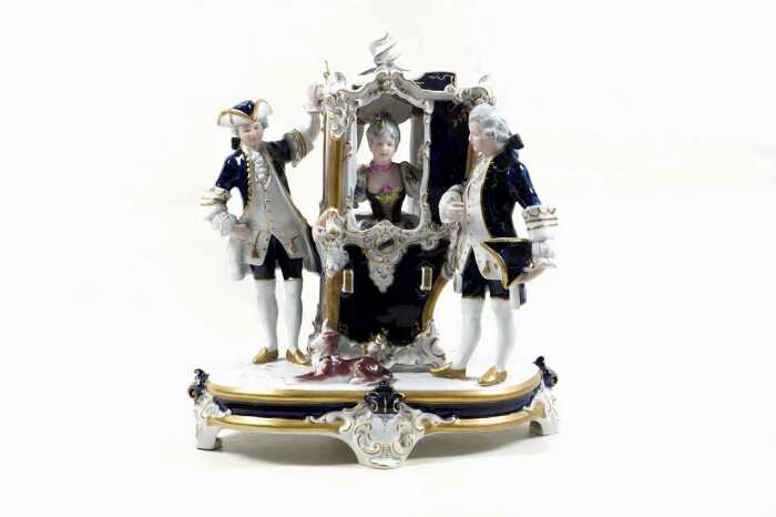 Royal Dux Rococo porcelain travelling booth