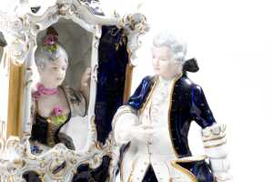 Royal Dux Rococo porcelain travelling booth - 5