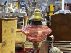 Antique OLC kerosene lamp mounted on a reproduction figural Australiana base - 3