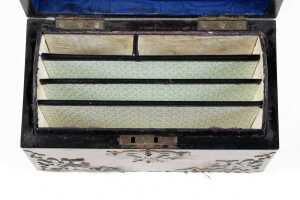 Miniature timber trunk - 3