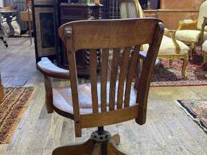 Antique oak captain's chair - 2