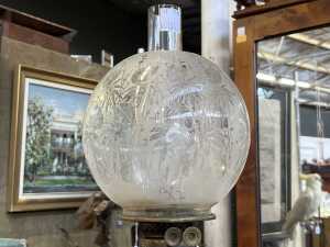 Antique twin burner kerosene lamp - 3