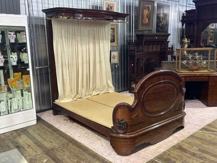 Victorian mahogany half tester bed