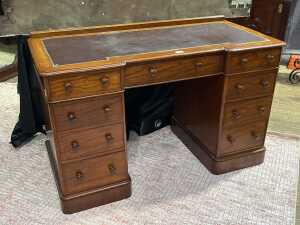 Victorian mahogany pedestal desk, c.1880s