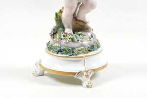 Meissen porcelain putto with globe figure - 4