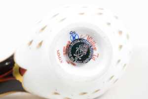 Two Royal Crown Derby Imari porcelain bird paperweights - 5
