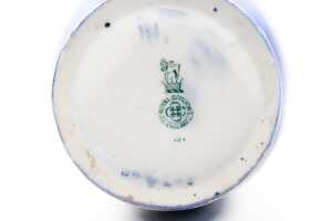 Antique Royal Doulton 'Blue Children' series porcelain vase, c.1890-1915 - 4