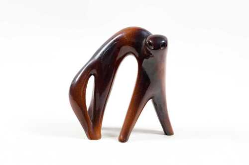 Mid-century Cmielow 'Wild Cat' ceramic figure in brown