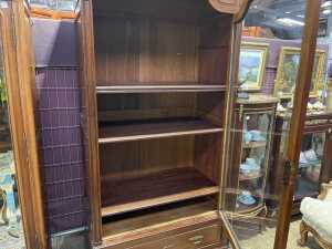 Antique French walnut bookcase or display cabinet - 4