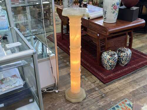 Vintage Italian alabaster pedestal stand, internally illuminated