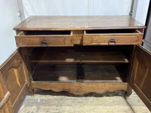 Antique French Provincial oak sideboard - 3