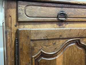 Antique French Provincial oak sideboard - 6