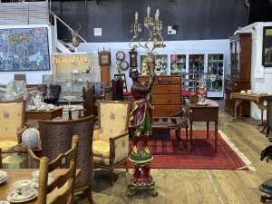 Blackamoor figural standard lamp