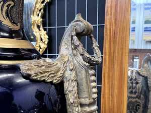 Pair of French Sevres style urns - 8