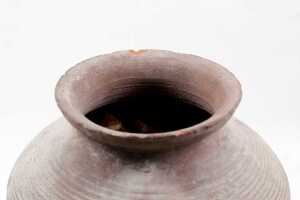 Ancient Roman pottery vessel - 2