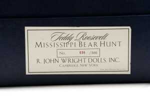 R. John Wright Winnie Mississippi Bear Hunt Teddy Roosevelt limited edition figure - 5