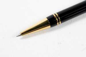 Parker Duofold black and gold-tone twist ballpoint pen - 3