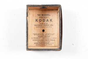 Antique Pocket Kodak '99 Model box camera, c.1899 - 3