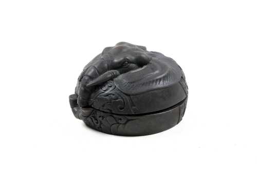 Japanese figural bronze trinket box with high-relief elephant's head
