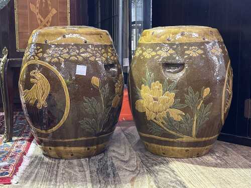 Pair of Chinese drum stools
