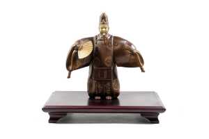 Japanese Meiji-style gilt spelter figure of a Noh Kabuki actor