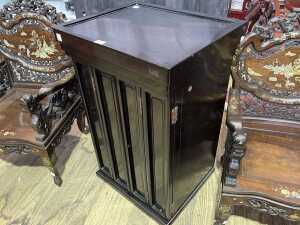 Oriental rosewood altar cabinet - 2