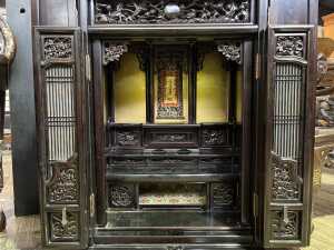Oriental rosewood altar cabinet - 4