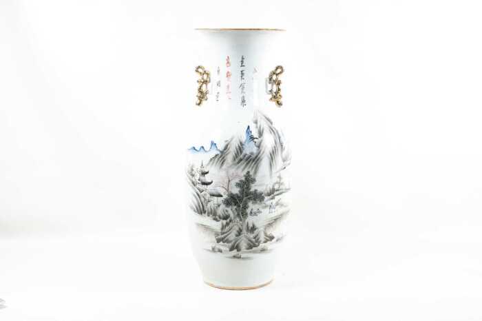 Chinese twin handled porcelain vase, mid 20th century