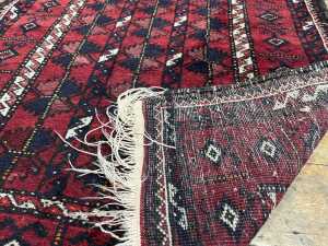 Persian hand knotted wool rug - 4