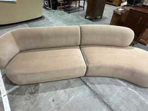 RJ Living sectional sofa RRP $4,050 (display stock as new) - 4