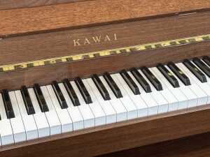 Kawai small piano - 2