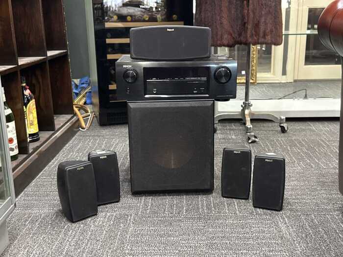 Denon surround sound receiver Model AVR-X520BT with 6x Klipsch speakers