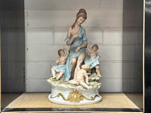 Capodimonte porcelain figural group of Venus and Cherubs