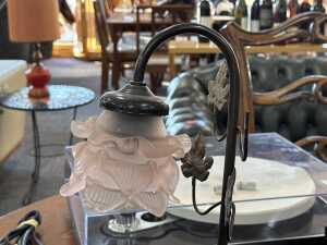 Art Nouveau figural lamp with a floral rose lamp shade - 4