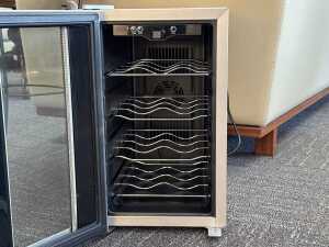 Cuisinart CWC-800A Private Reserve Wine Cellar - 2