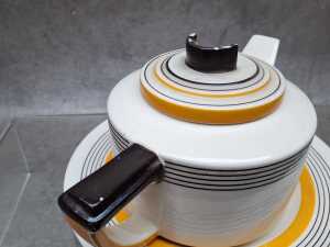 Royal Doulton 'Marquis' Art Deco porcelain pieces - 3