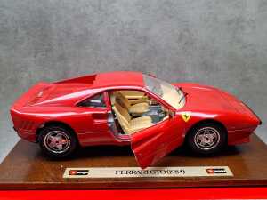 Burago Ferrari GTO 1984 die-cast model car - 2