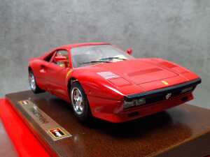 Burago Ferrari GTO 1984 die-cast model car - 3