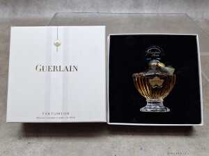Two boxed perfume sets - 4