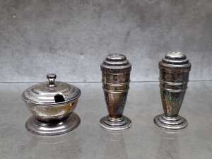 Art Deco silver-plated condiment set on ebonised timber caddy - 2